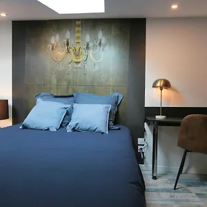 Appartement Le Classy, T3 Hypercentre Chic Et Cosy, Wifi Par Sovalfi, Saint-Etienne (Loire)